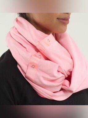 Lululemon Women’s Vinyasa Scarf Rulu Reversible Pink Athleisure Soft-Girl